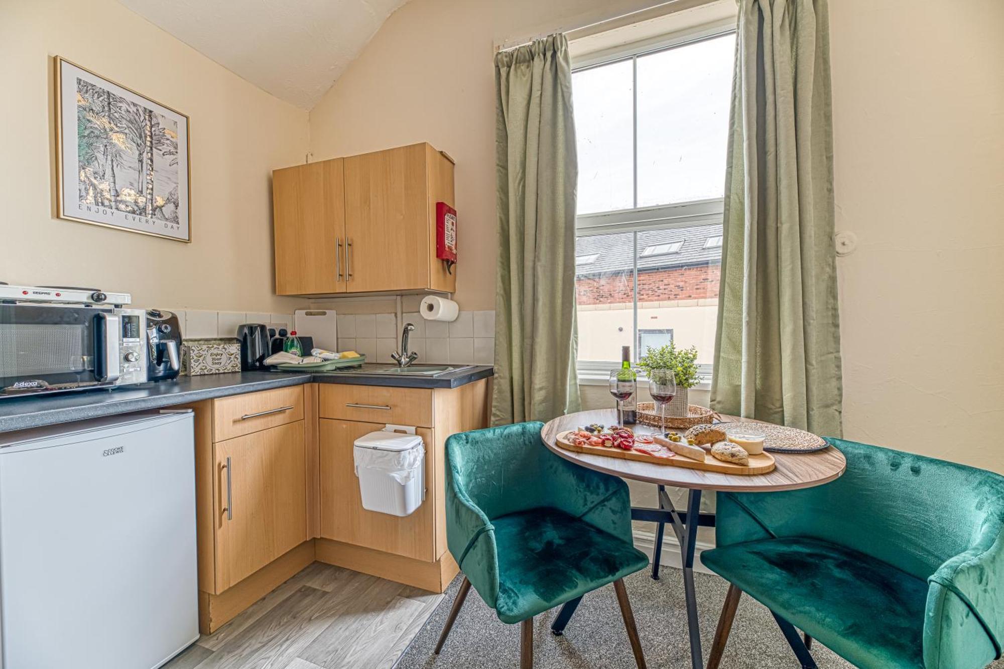 Apartment Heights By Guestz Chester