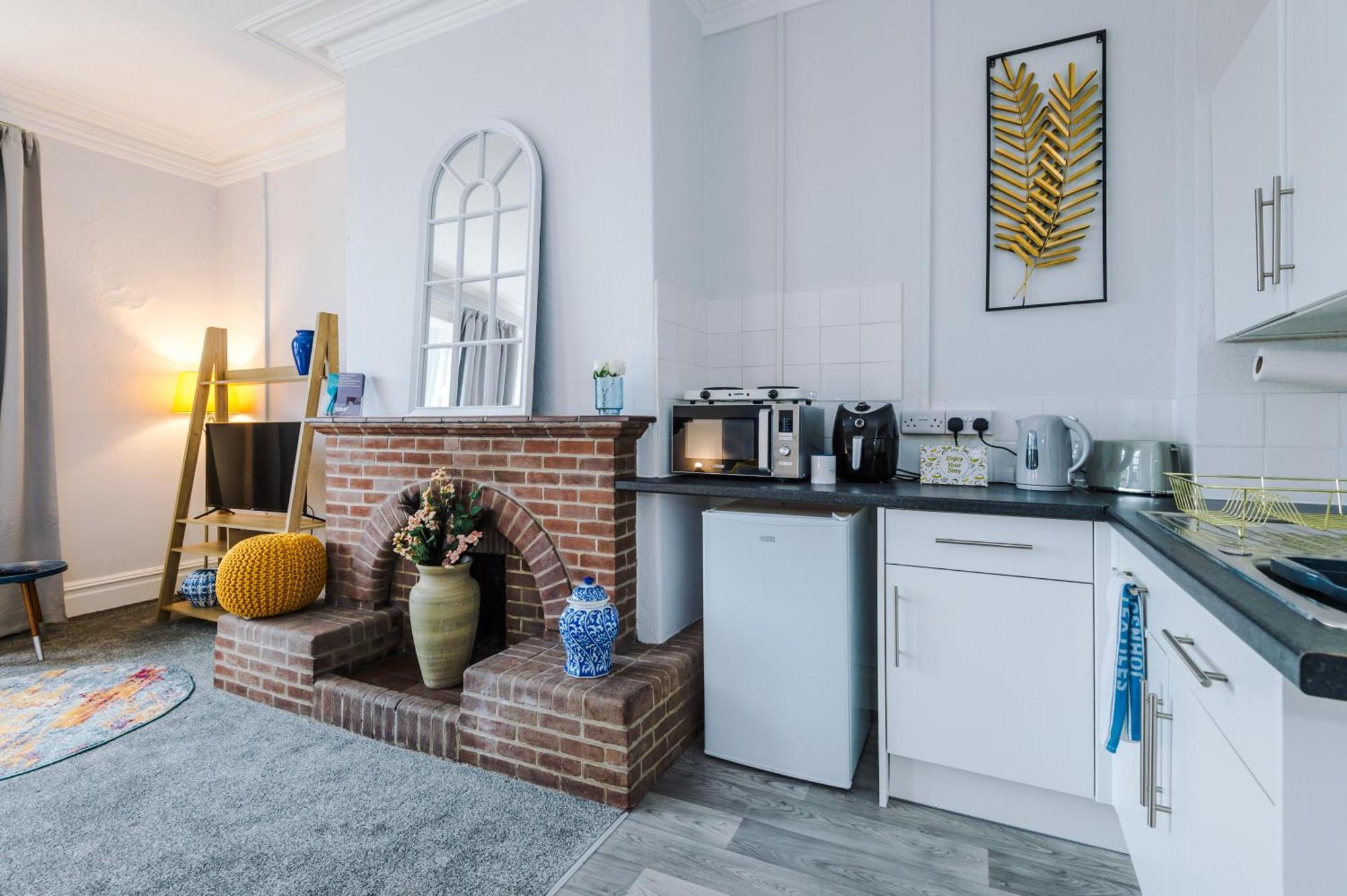 Heights By Guestz Apartment Chester