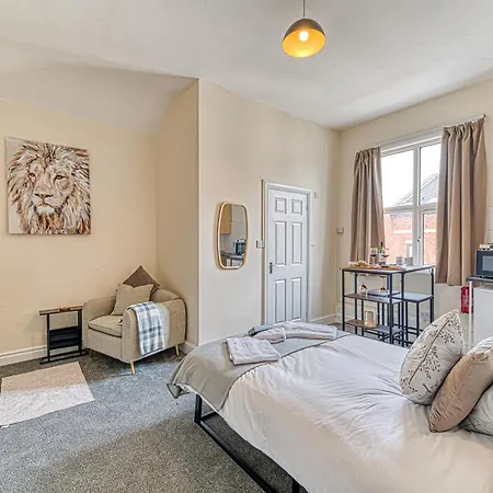 Chester Heights By Guestz Exterior photo