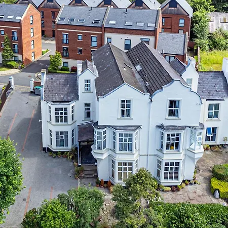Chester Heights By Guestz Exterior photo