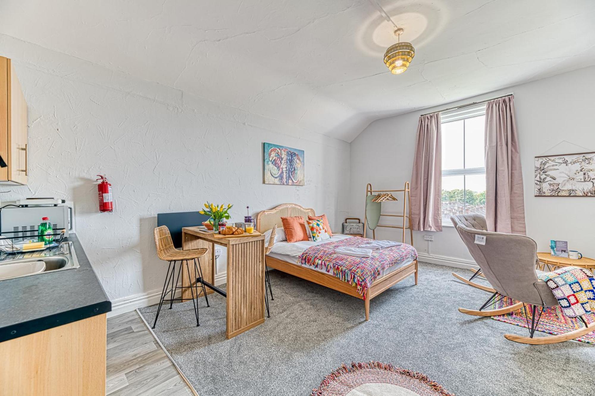 Apartment Heights By Guestz *