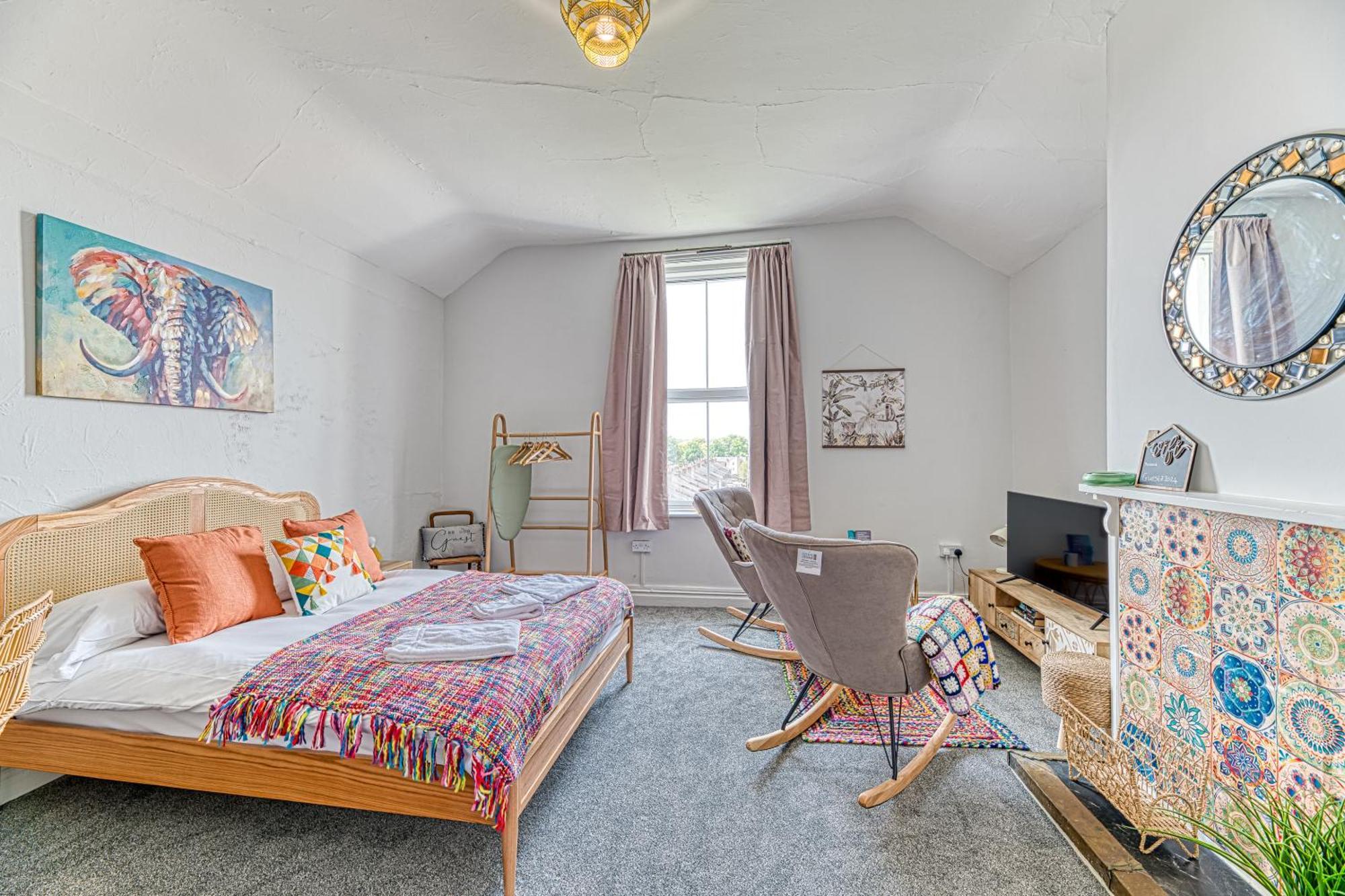Heights By Guestz Apartment Chester