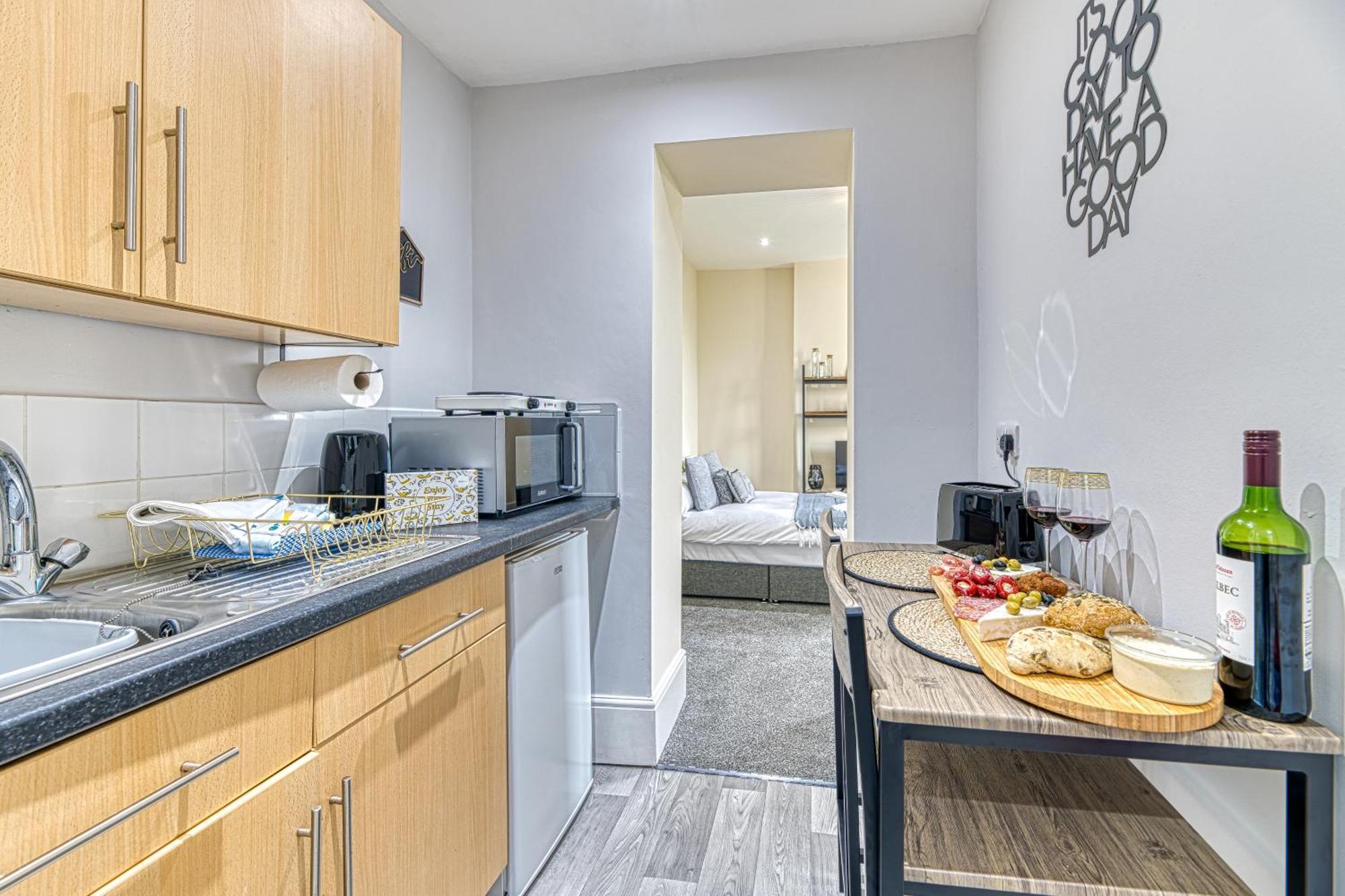 Heights By Guestz Apartment *